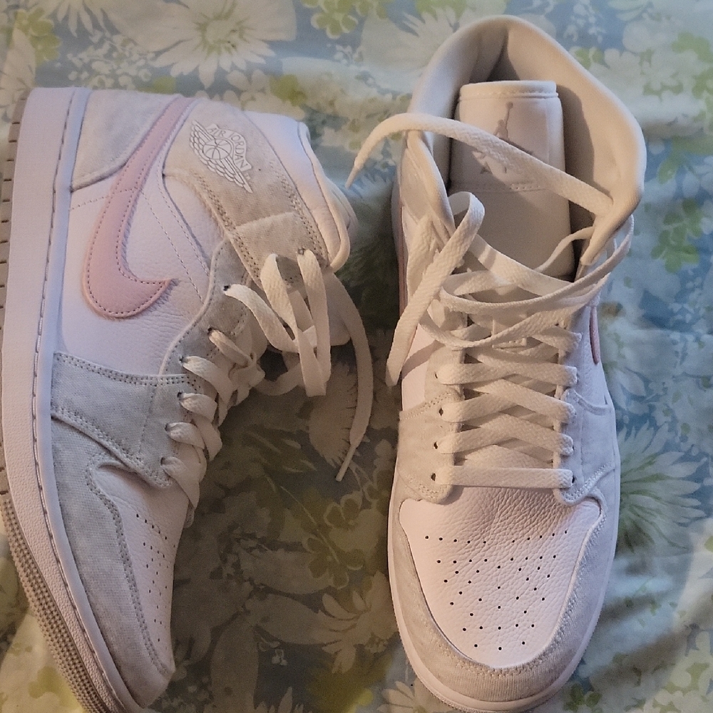 Nike Women's Pink and Gray High-Top Sneakers